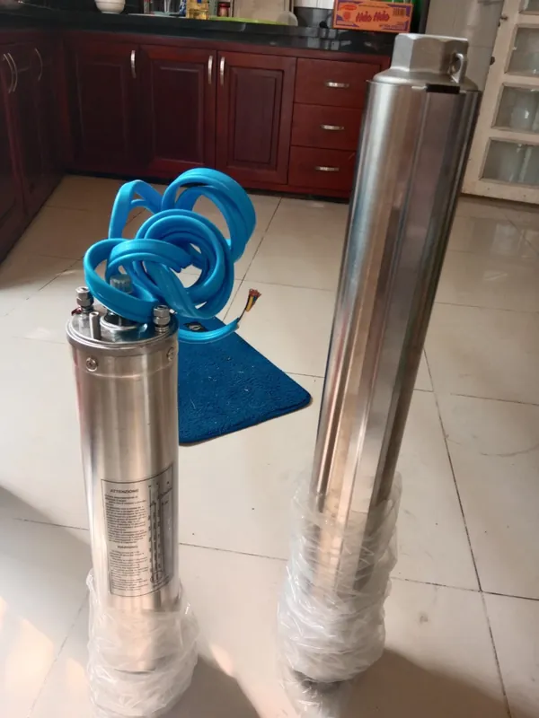 Bơm chìm giếng khoan Aquaris cấp nước khu dân cư, nhà máy nhỏ